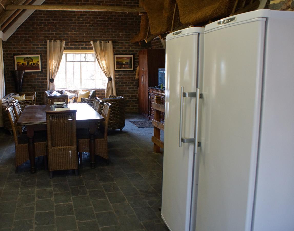 Marloth Park Hippo House Villa Exterior photo