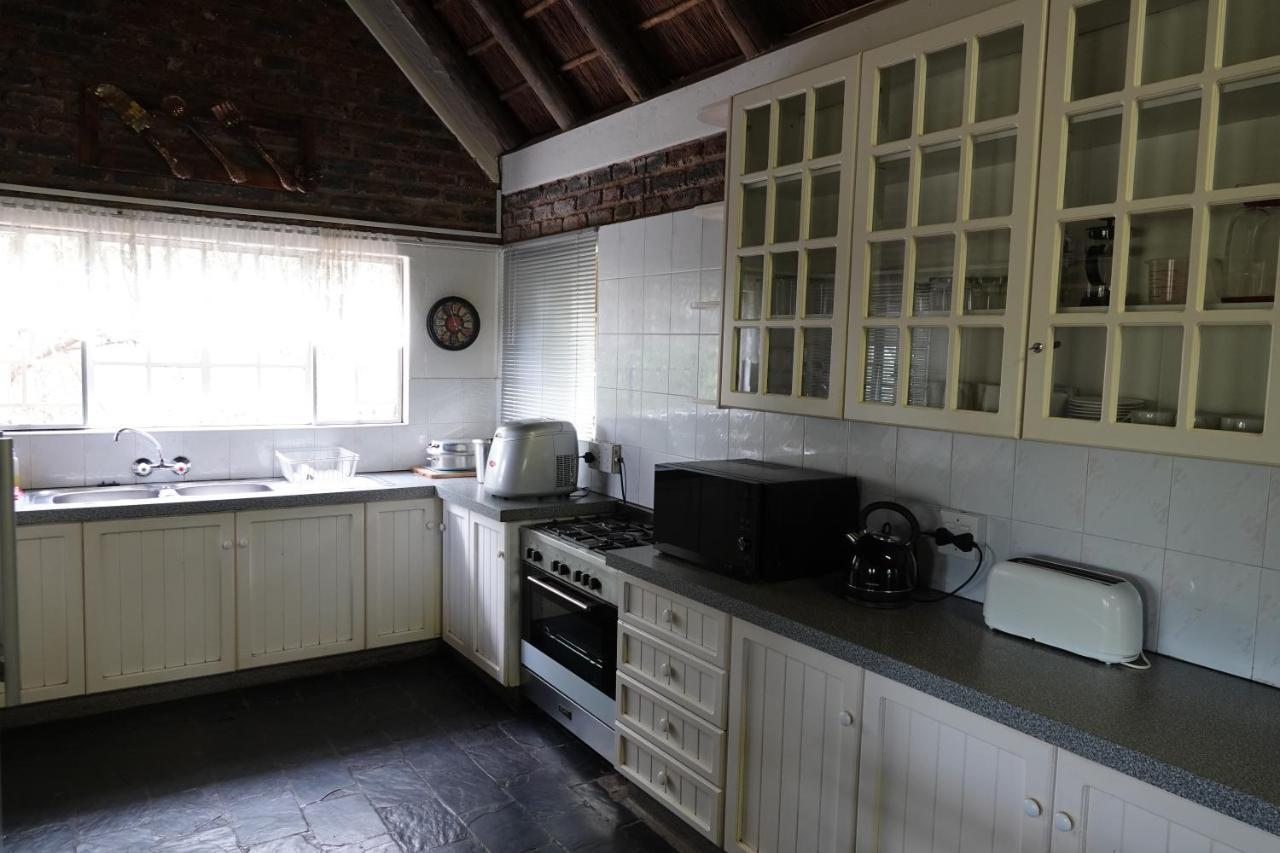 Marloth Park Hippo House Villa Exterior photo