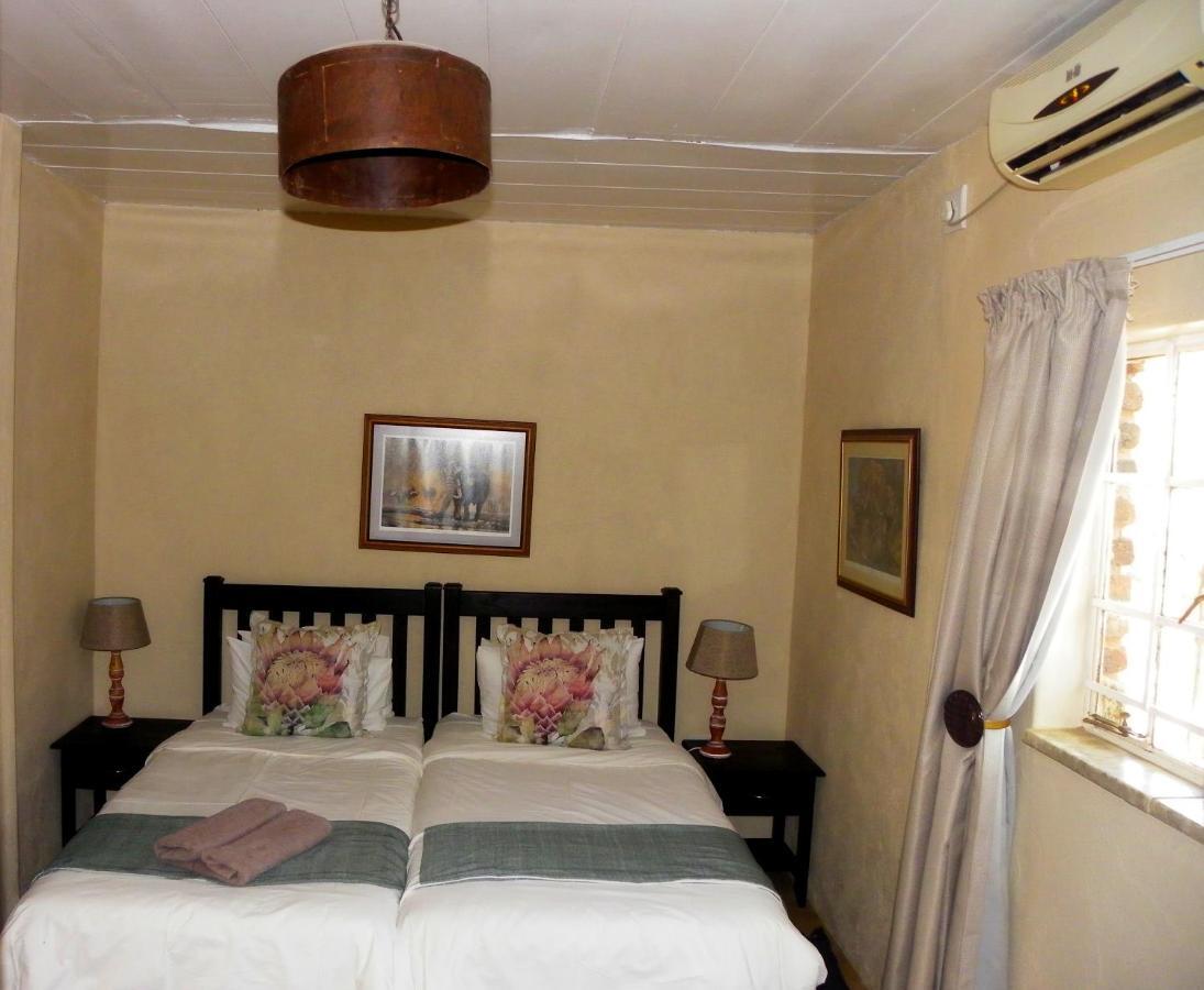 Marloth Park Hippo House Villa Exterior photo