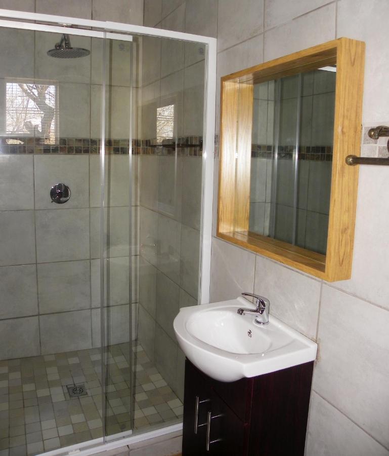 Marloth Park Hippo House Villa Exterior photo